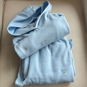 BABY BLUE REEBOK SET